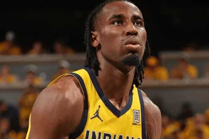 内史密斯与步行者开启提前续约谈判 双方乐观有望达成新合同 内史密斯与步行者开启提前续约谈判 双方乐观有望达成新合同